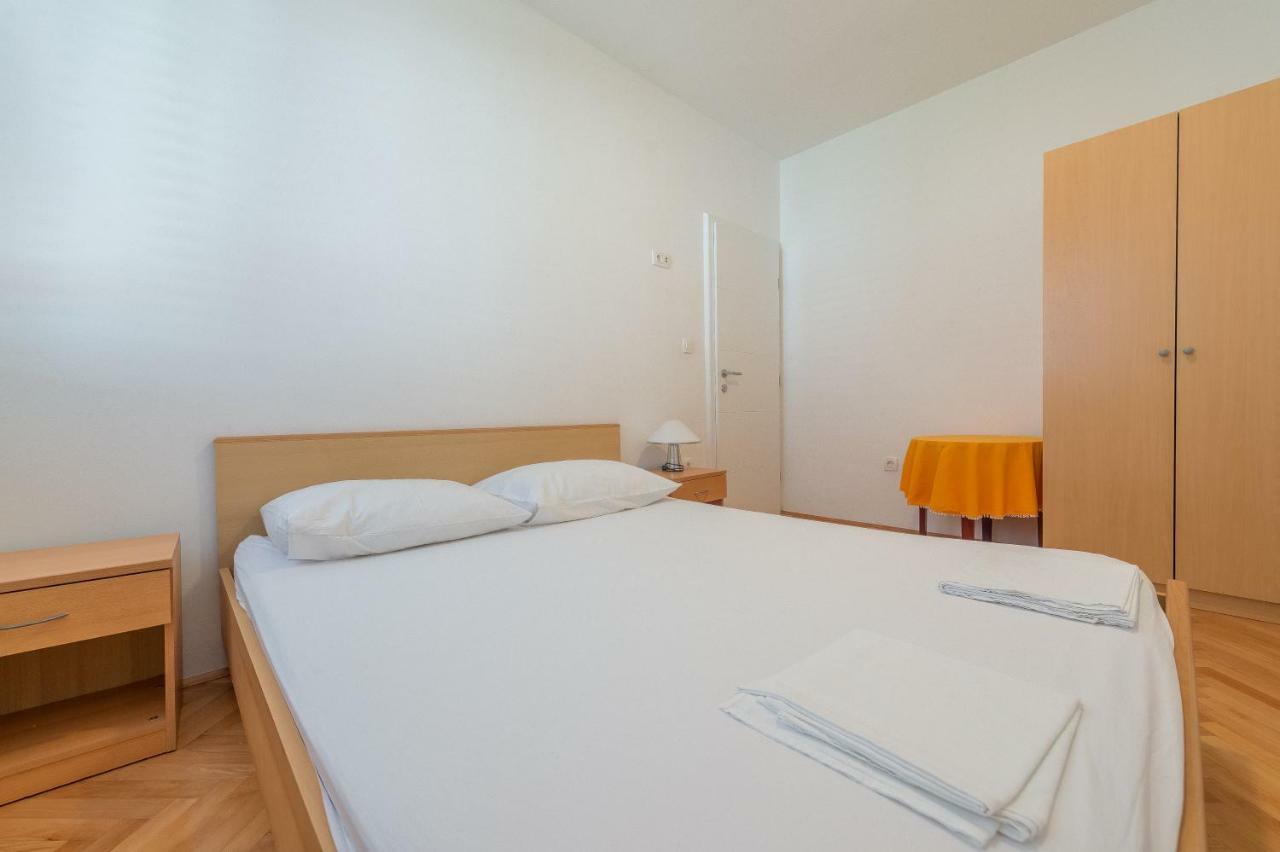 Apartmani Drago Biograd Na Moru Extérieur photo