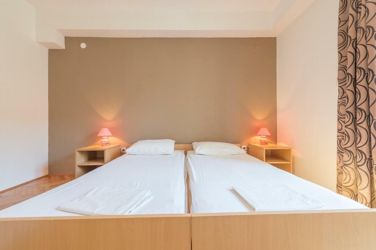 Apartmani Drago Biograd Na Moru Extérieur photo