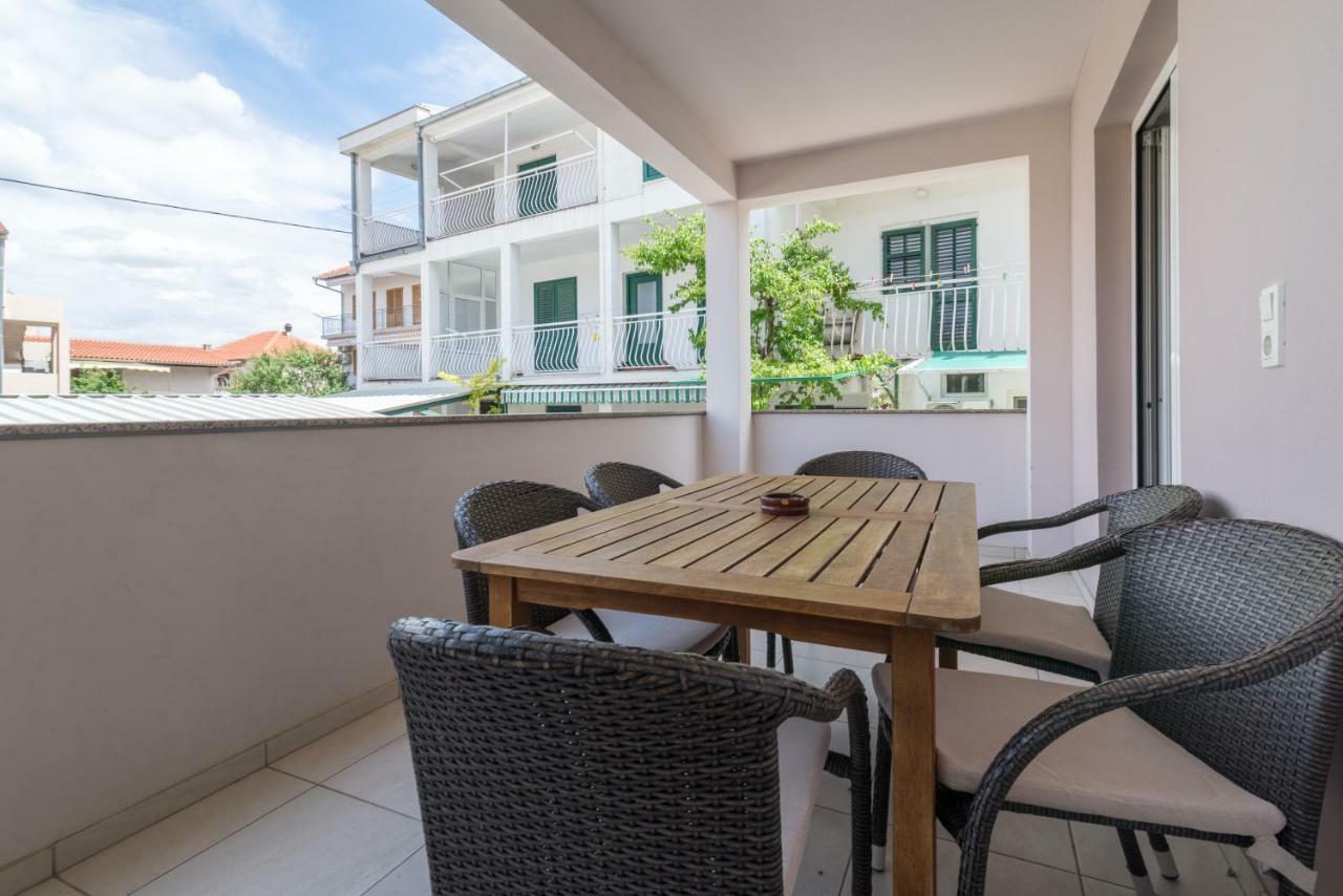 Apartmani Drago Biograd Na Moru Extérieur photo